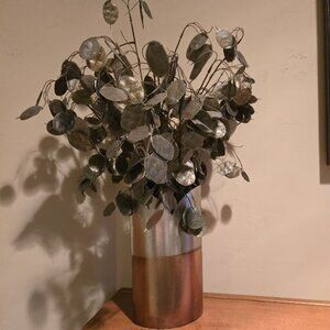 COPPER/SILVER INSPIRED VASE WITH METALIC FLORAL